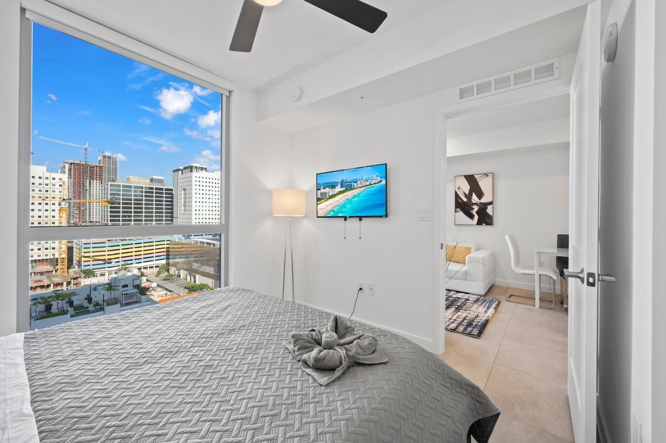 Ferienwohnung Modern Unit Mins From Brickell With Free Parking Miami Exterior foto